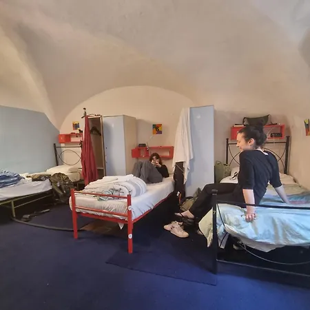 Hostel Il Nosadillo - *
